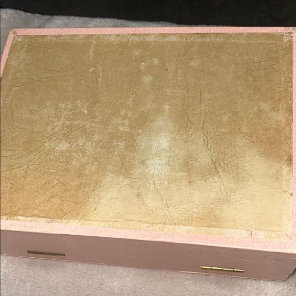 light Pink Jewelry Box with Gold Accents (vintage) Needs some love! - Picture 6 of 6